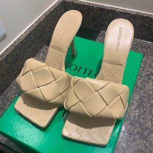 BOTTEGA LIDO SANDAL